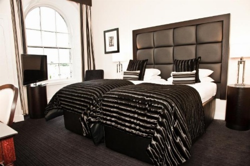 Airth Castle Hotel image 11